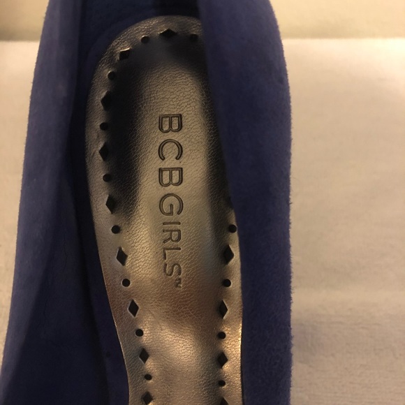 BCBG Girls Purple Peep Toe Heels - Picture 4 of 7